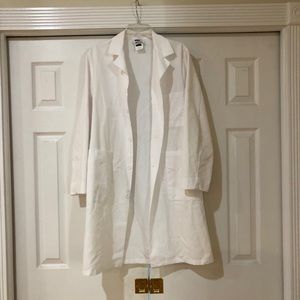 Medical lab coat